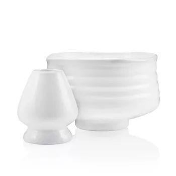 Matcha skålset i vitt – skål & vispstöd i porslin