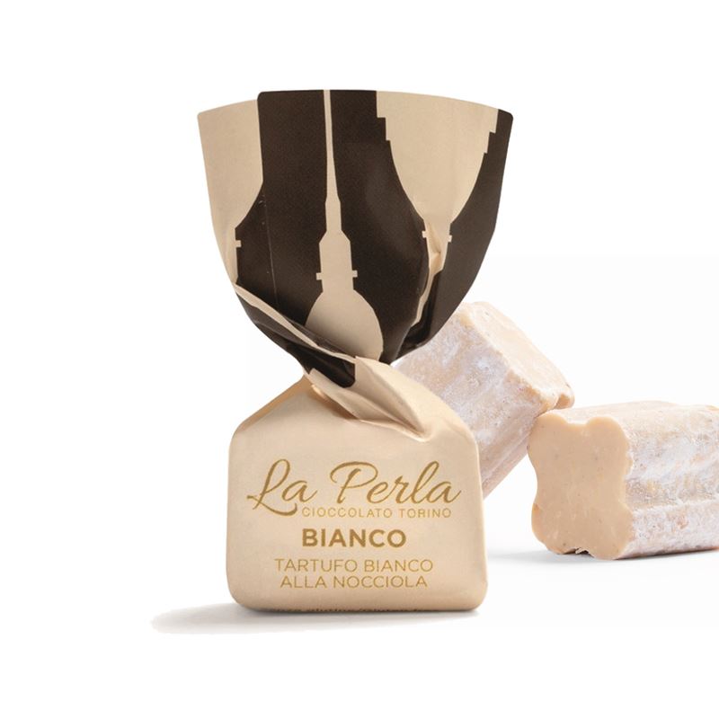 Vit chokladtryffel med hasselnötter