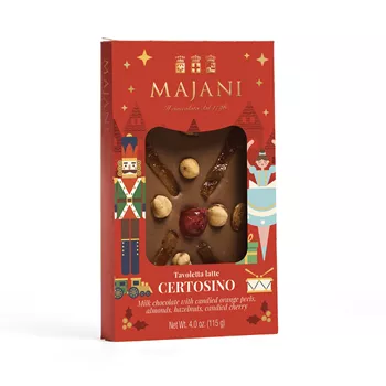 Julig mjölkchokladkaka med apelsinskal, mandel, hasselnöt & körsbär